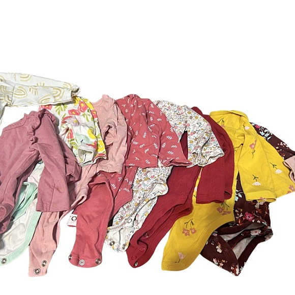 Baby Girl Clothing Lot 25+ Pc 3–9 Month Sleepers Rompers Pants Tops Mixed Brands - Picture 2 of 11